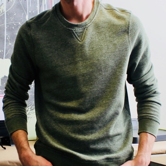 Other - Green Crew Neck Sweatshirt
